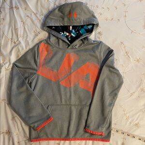 Under Armour Boys Hoodie Size YSM